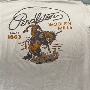 Pendleton tee in size lg
